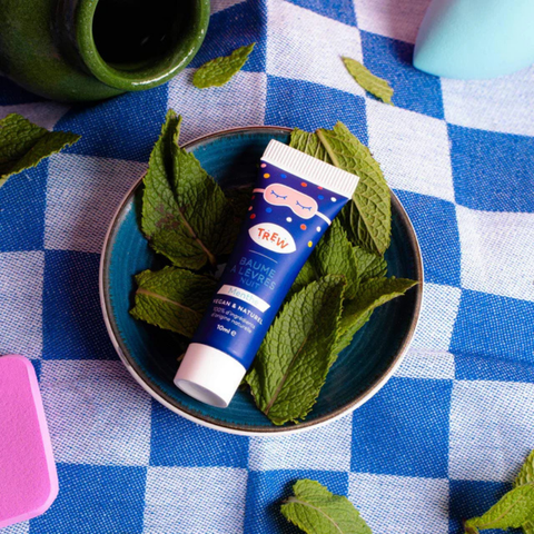 Masque de nuit réparateur pour lèvres cuutume.com 3